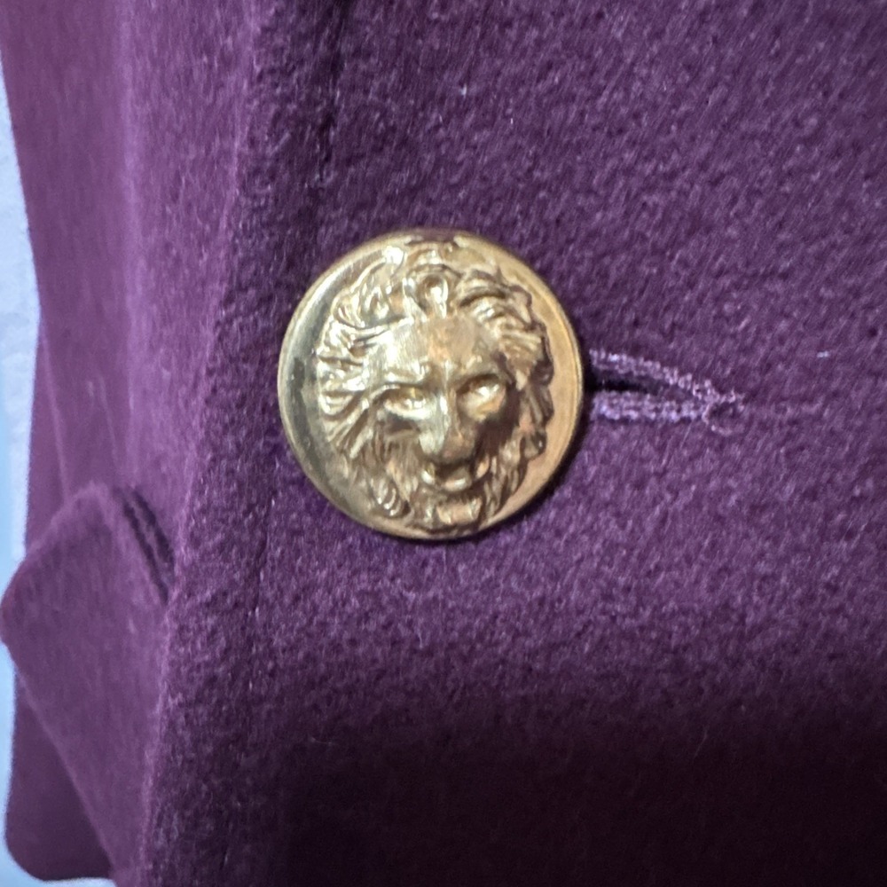 Donnybrook Maroon Long Wool Peacoat Gold Lion Buttons Size 12 Paisley Liner - Picture 3 of 13